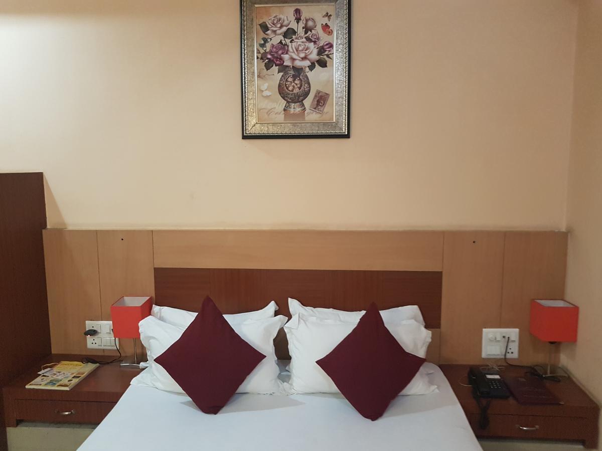 Hotel Simla Shiliguri Exterior foto